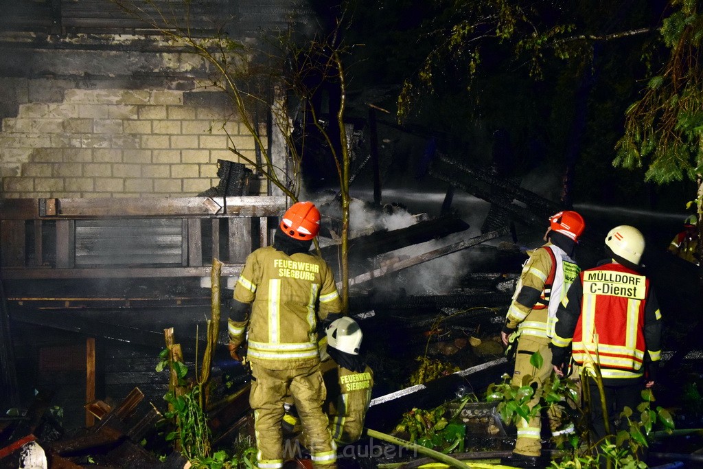 Grossfeuer Einfamilienhaus Siegburg Muehlengrabenstr P0204.JPG - Miklos Laubert